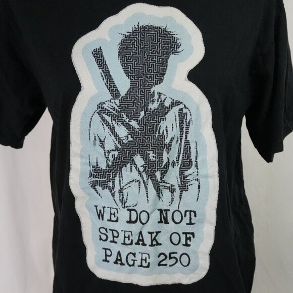 The Maze Runner “We do not speak of page 250” Womens Medium Black Graphic Tee - Picture 2 of 5